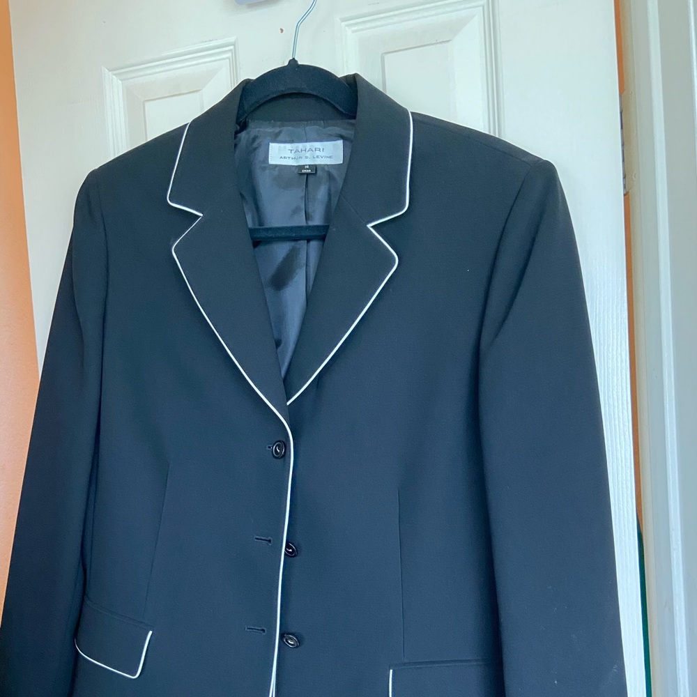 Jacket. - Picture 2 of 2